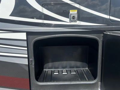 2023 Thor Motor Coach PASADENA - Photo 38