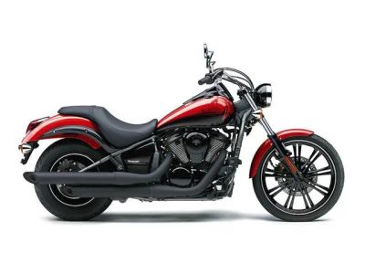 2025 Kawasaki Vulcan® 900 Custom — front three-quarter view