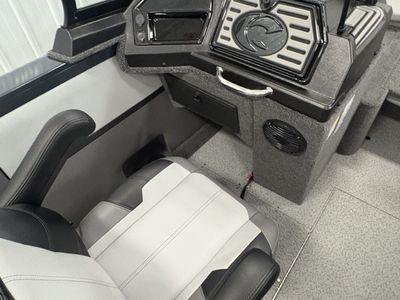 2026 Crestliner 2250 SPORTFISH - Photo 29