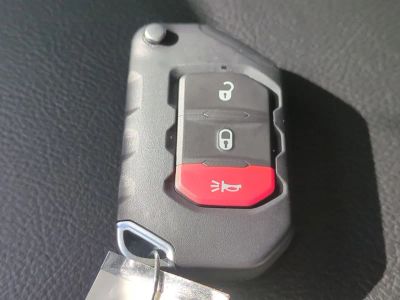 2026 Jeep Wrangler — photo 31 view