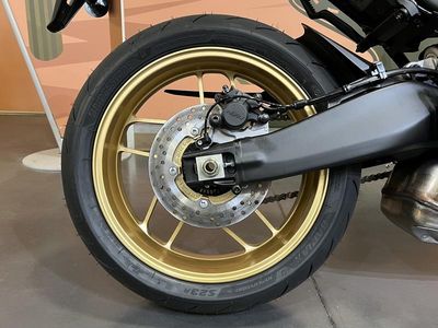 2026 Yamaha XSR900 - Photo 12