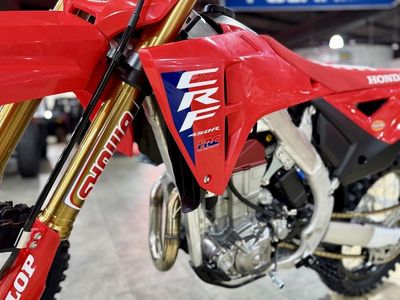 2026 Honda CRF450RWE - Photo 3