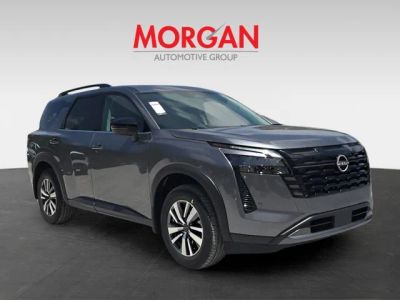 2026 Nissan Pathfinder — side profile view