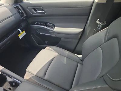 2026 Nissan Pathfinder — photo 16 view