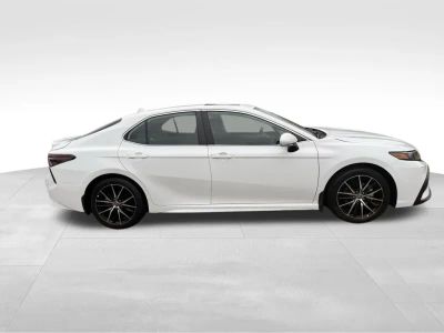 2024 Toyota Camry - Photo 9
