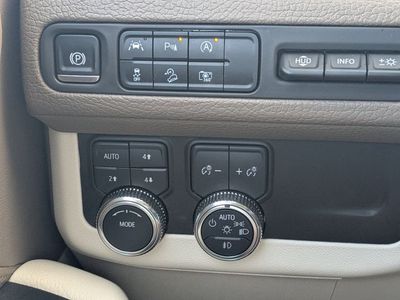 2024 GMC Yukon - Photo 27