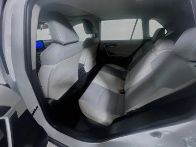 2025 Toyota RAV4 Hybrid — photo 26 view