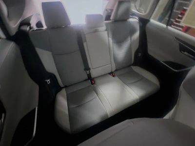 2025 Toyota RAV4 Hybrid — photo 30 view
