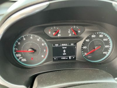2021 Chevrolet Malibu — photo 10 view