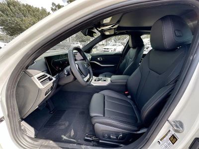 2025 BMW 3 Series — photo 18 view