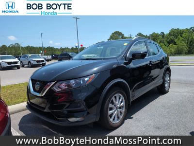 2021 Nissan Rogue Sport N/A — front three-quarter view