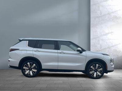 2025 Mitsubishi Outlander - Photo 7