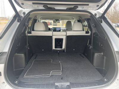 2025 Mitsubishi Outlander - Photo 17