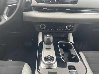 2025 Mitsubishi Outlander - Photo 13