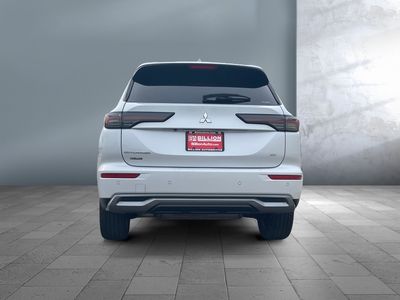 2025 Mitsubishi Outlander - Photo 5