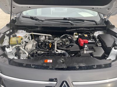 2025 Mitsubishi Outlander - Photo 22