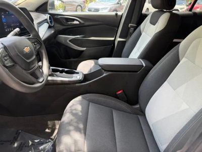 2025 Chevrolet Trax — photo 14 view