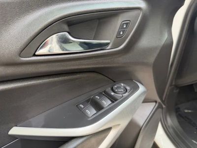 2025 Chevrolet Trax — photo 12 view