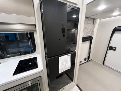 2026 Thor Motor Coach COMPASS GO - Photo 12