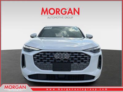2025 Audi Q5 — photo 8 view