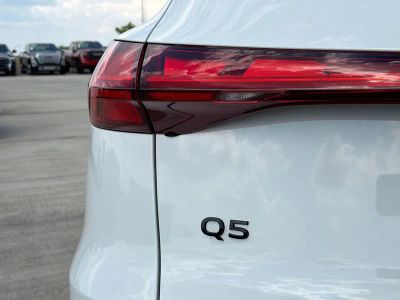 2025 Audi Q5 — photo 10 view