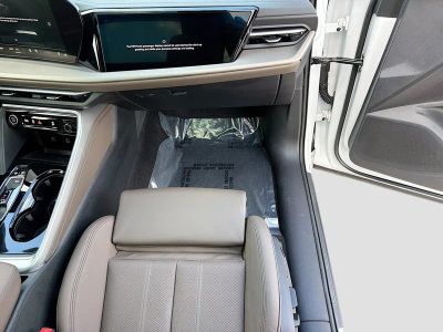 2025 Audi Q5 — photo 17 view