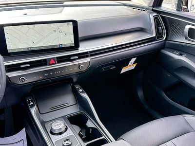 2026 Kia Sorento Hybrid - Photo 25