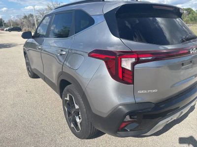 2024 Kia Seltos — photo 12 view