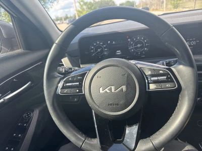 2024 Kia Seltos — photo 17 view