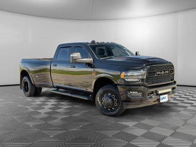 2023 RAM 3500 — detail view