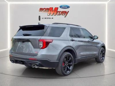 2024 Ford Explorer — interior view