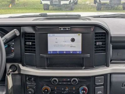 2026 Ford F-350SD — photo 17 view