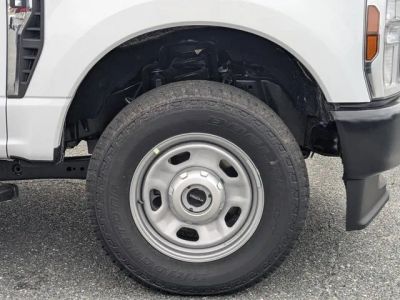 2026 Ford F-350SD — photo 11 view