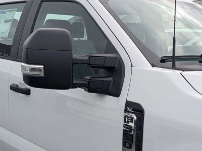 2026 Ford F-350SD — photo 10 view