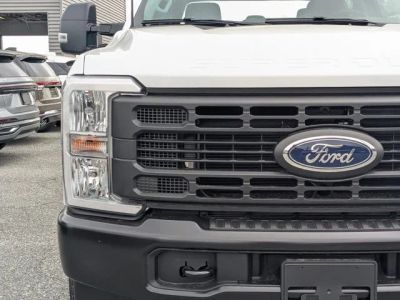2026 Ford F-350SD — photo 9 view