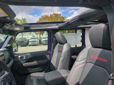 2026 Jeep Wrangler — photo 21 view