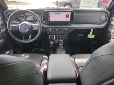 2026 Jeep Wrangler — photo 15 view