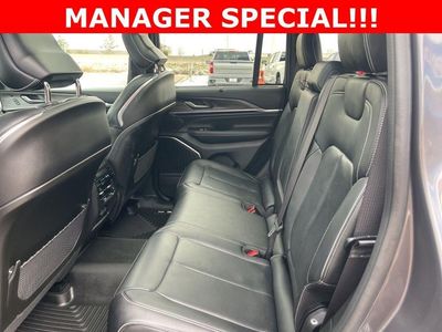 2023 Jeep Grand Cherokee - Photo 12