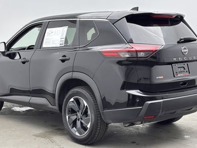 2025 Nissan Rogue - Photo 4