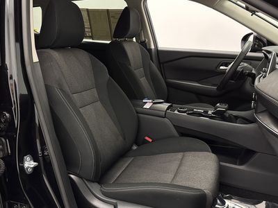 2025 Nissan Rogue - Photo 34