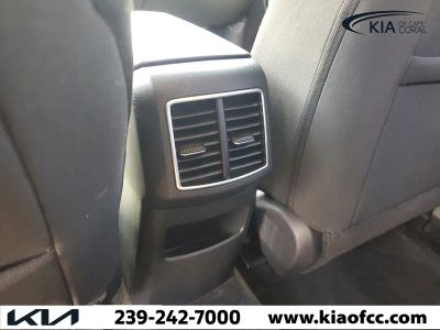 2025 Kia Sportage — photo 16 view