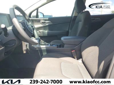 2025 Kia Sportage — photo 17 view