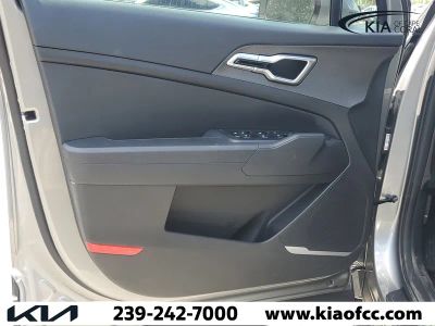 2025 Kia Sportage — photo 19 view
