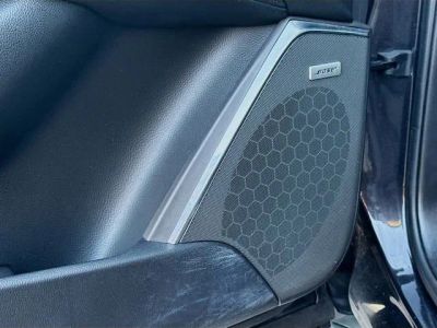2017 Cadillac Escalade — photo 25 view