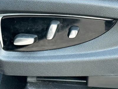 2017 Cadillac Escalade — photo 26 view