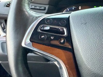 2017 Cadillac Escalade — photo 38 view
