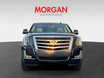 2017 Cadillac Escalade — photo 8 view
