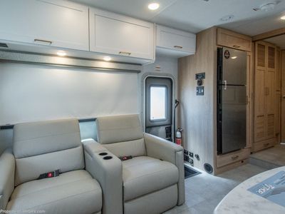 2026 Thor Motor Coach Chateau - Photo 8