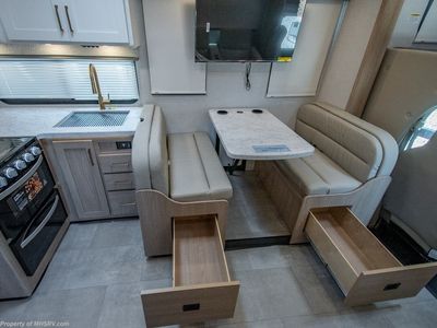 2026 Thor Motor Coach Chateau - Photo 15