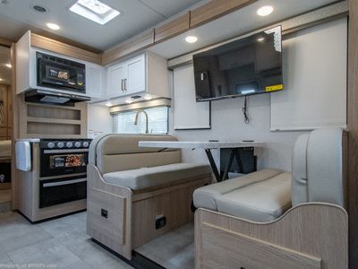 2026 Thor Motor Coach Chateau - Photo 13